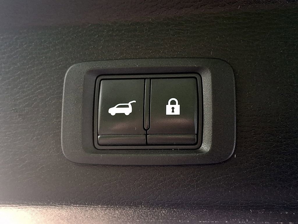 Used 2022 Mitsubishi Outlander SEL AWD/4WD image 29
