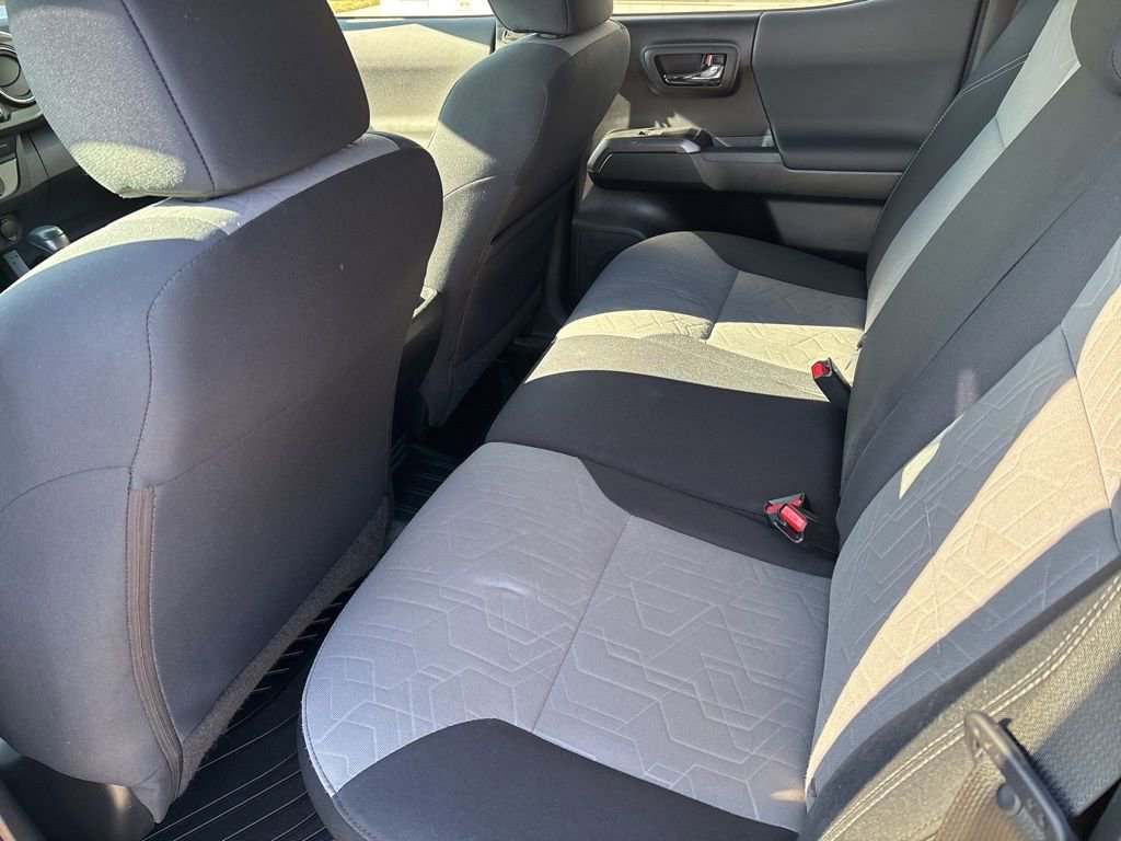 Used 2021 Toyota Tacoma TRD Off-Road w/ Technology Package image 14