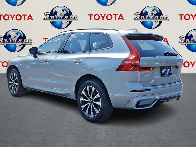 Used 2025 Volvo XC60 B5 Plus image 5