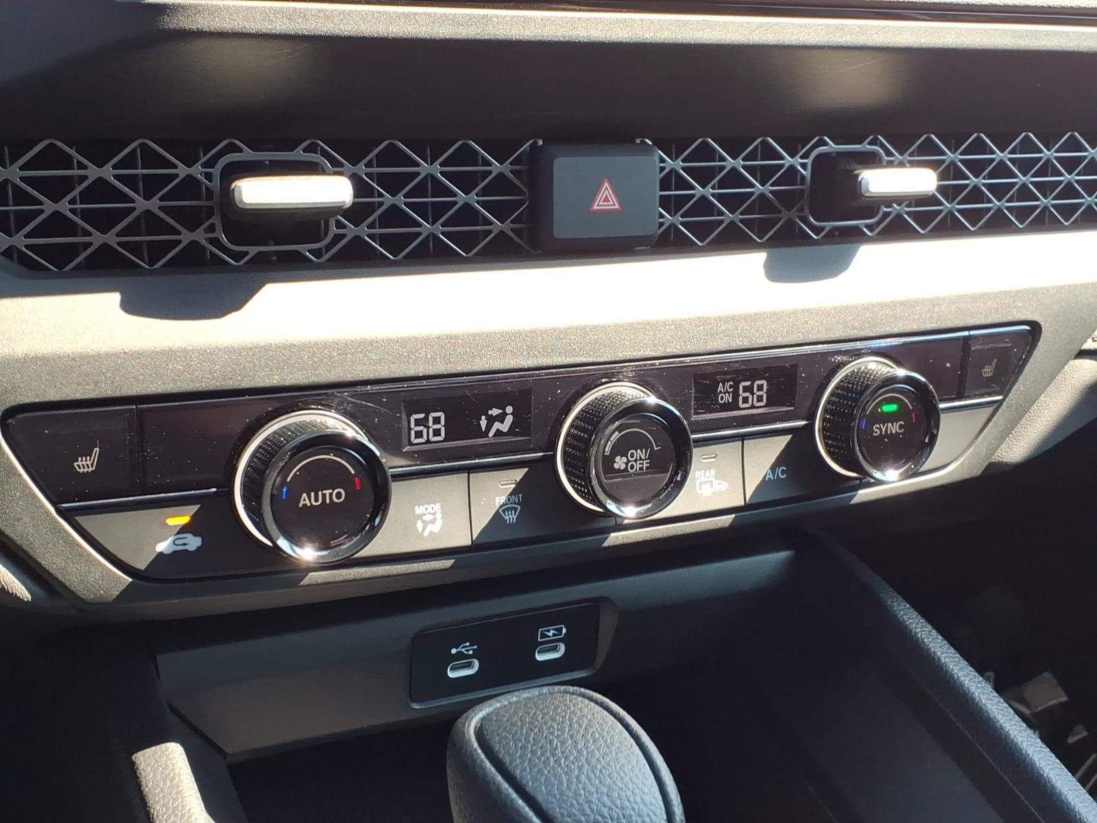 Certified 2025 Honda Accord SE image 18