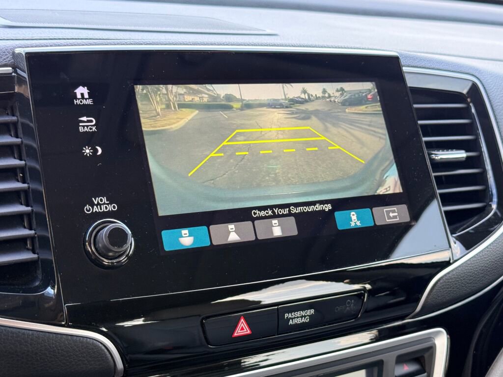Used 2020 Honda Pilot Touring image 26