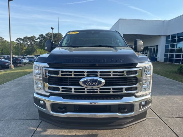 Used 2025 Ford F350 XLT w/ 360-Degree Camera Package AWD/4WD image 2