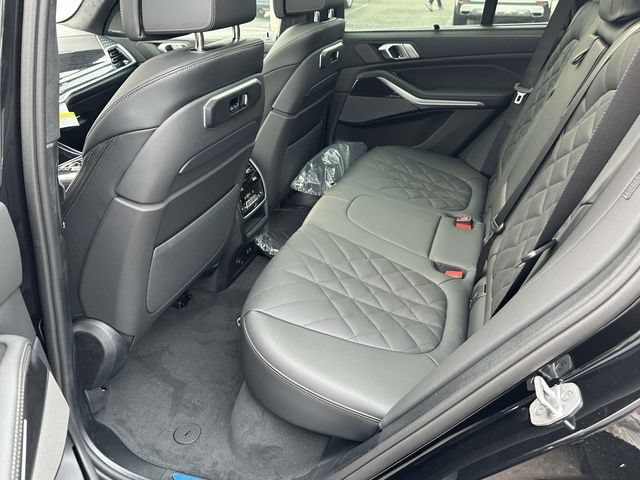 New 2026 BMW X5 xDrive40i w/ Executive Package AWD/4WD image 8