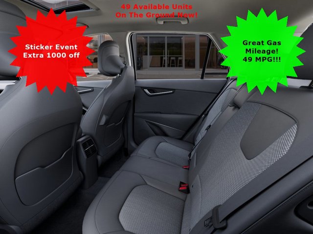 New 2025 Kia Niro EX Touring image 14