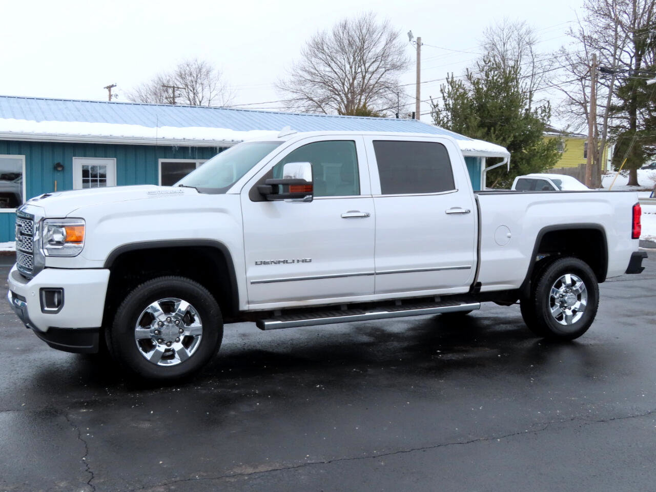 Used 2019 GMC Sierra 3500 Denali w/ Duramax Plus Package image 3