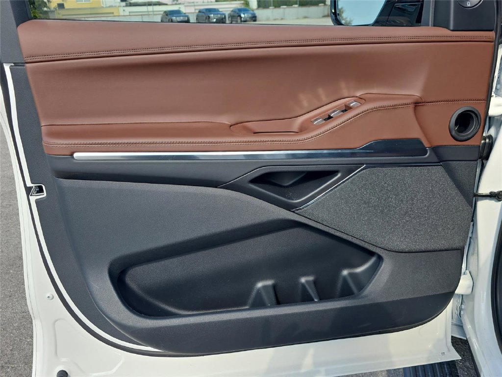 New 2026 Lincoln Navigator Reserve AWD/4WD image 15