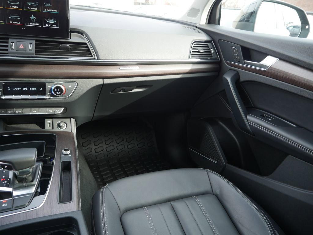 Certified 2023 Audi Q5 2.0T Premium Plus w/ Premium Plus Package image 38