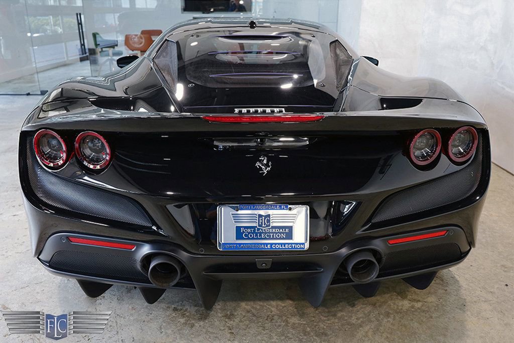 Used 2020 Ferrari F8 Tributo image 8
