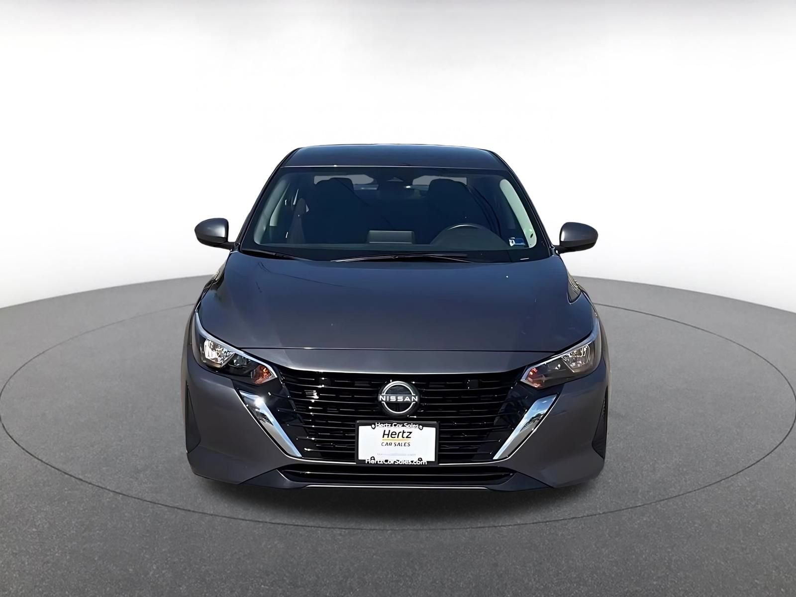 Used 2025 Nissan Sentra SV FWD image 4