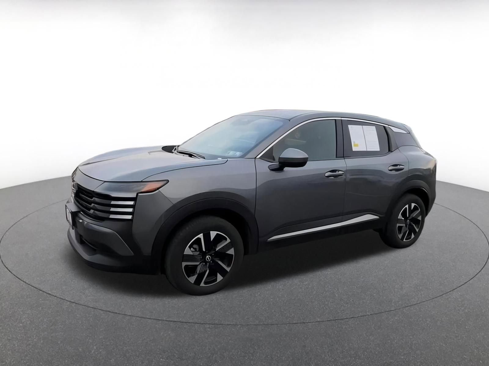 Used 2025 Nissan Kicks SV image 7