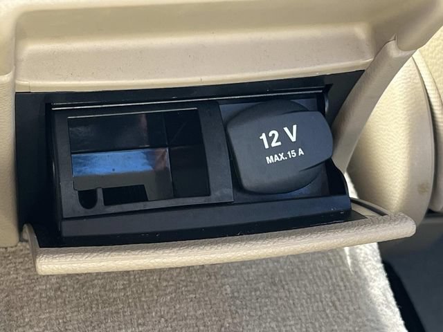 Used 2012 Mercedes-Benz C 300 4MATIC Sedan image 20