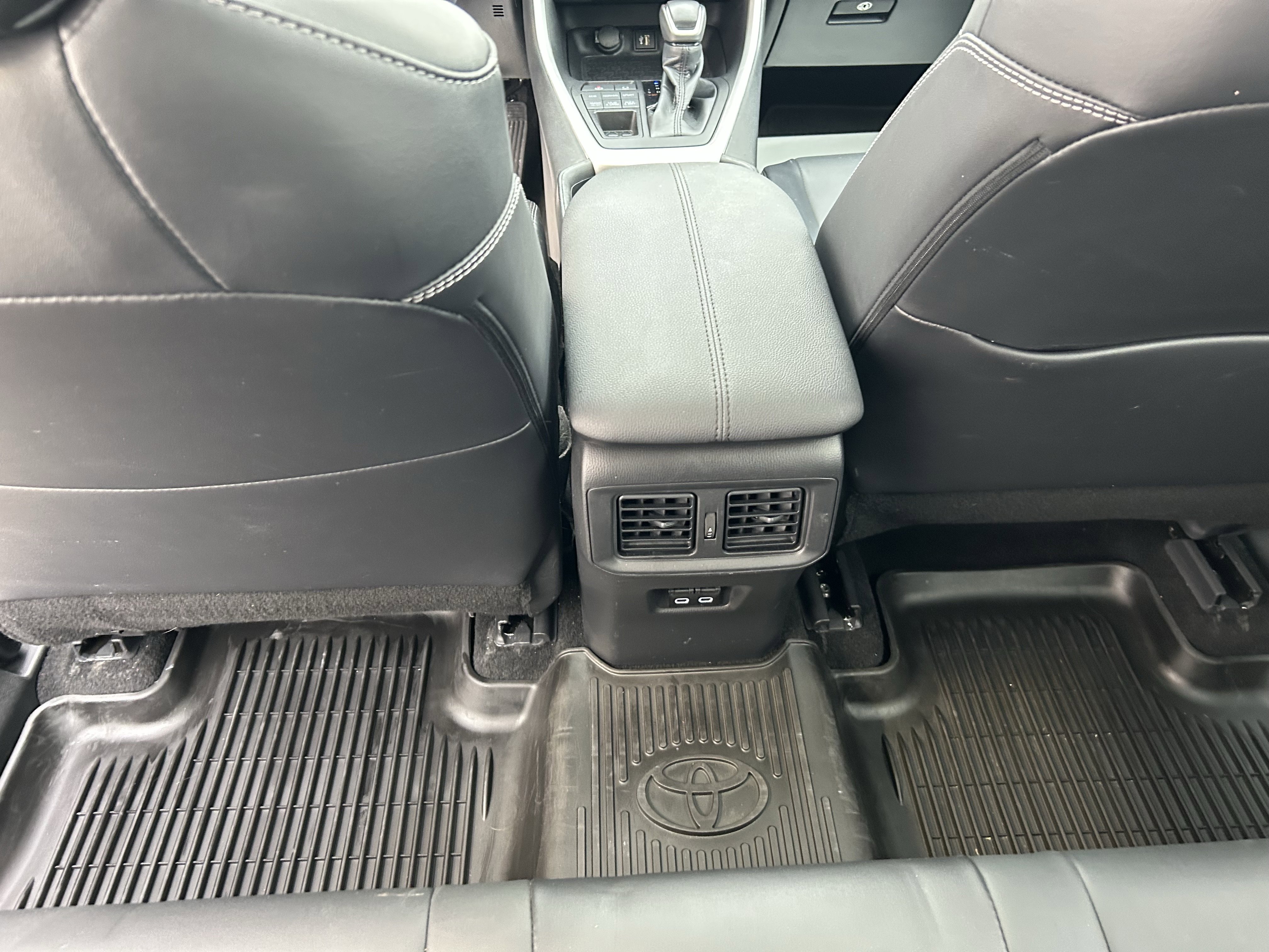 Certified 2023 Toyota RAV4 XLE Premium image 21