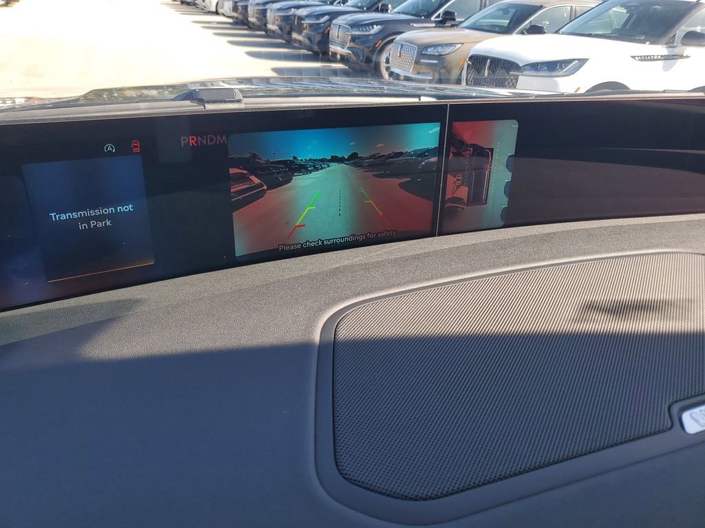 New 2025 Lincoln Navigator L Reserve image 29