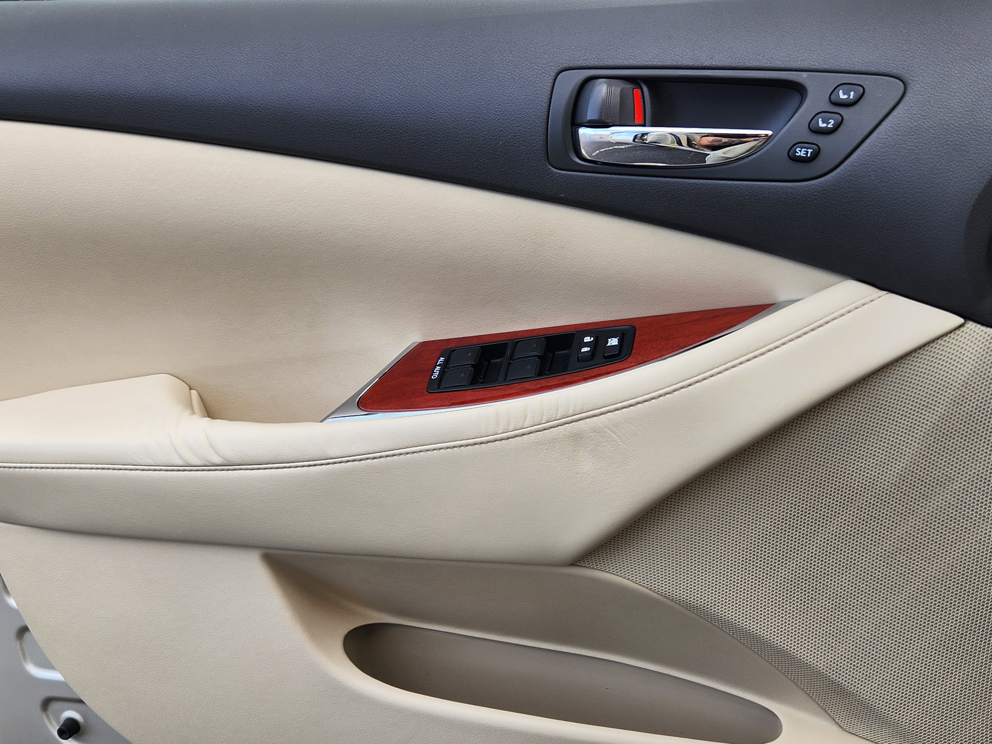 Used 2012 Lexus ES 350 image 11