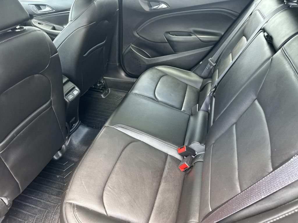 Used 2017 Chevrolet Cruze Premier FWD image 17