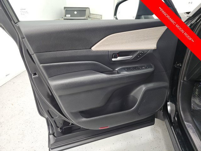 Certified 2024 Toyota Grand Highlander AWD image 13