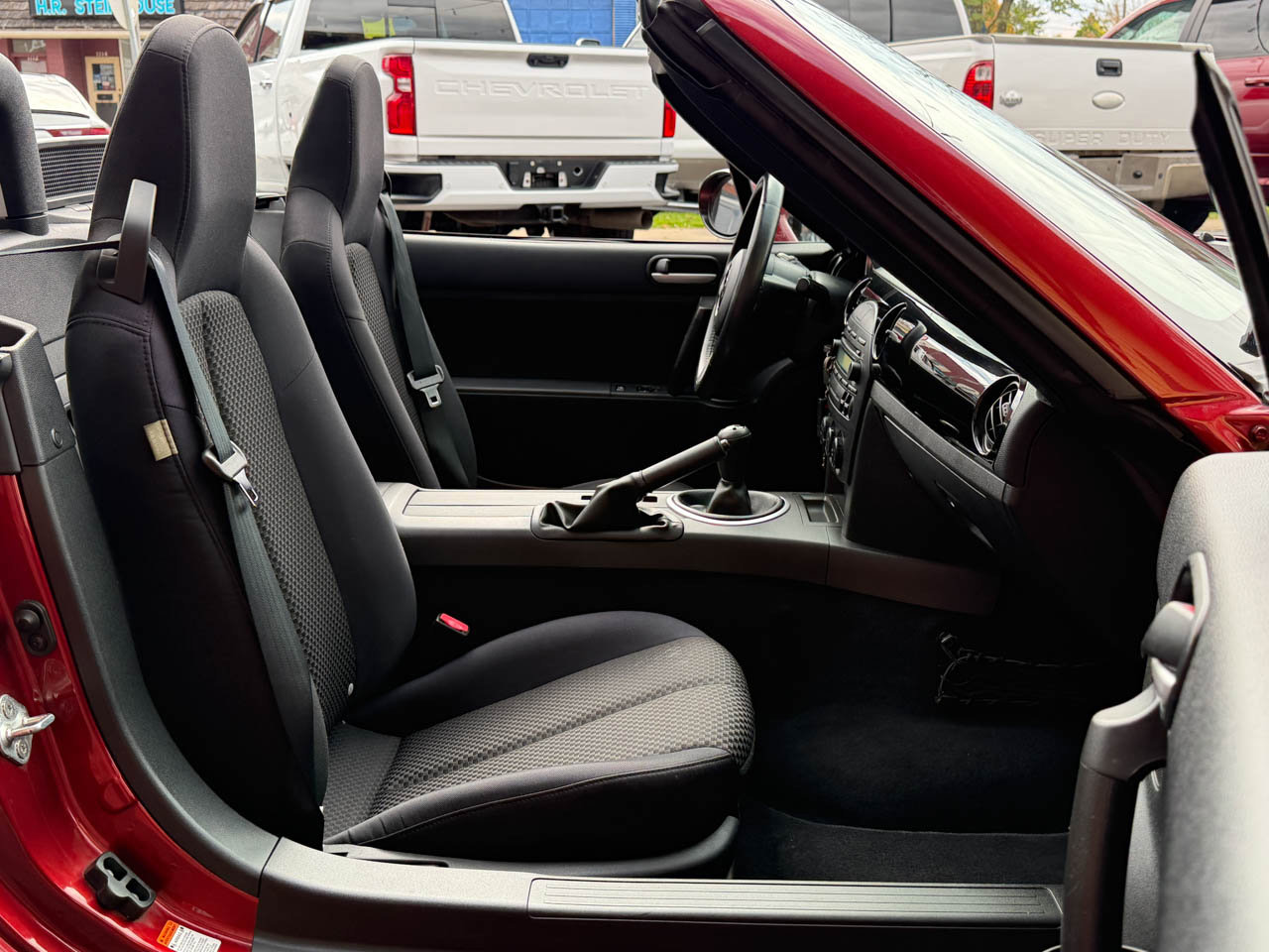 Used 2007 MAZDA MX-5 Miata Sport w/ Convenience Pkg image 25