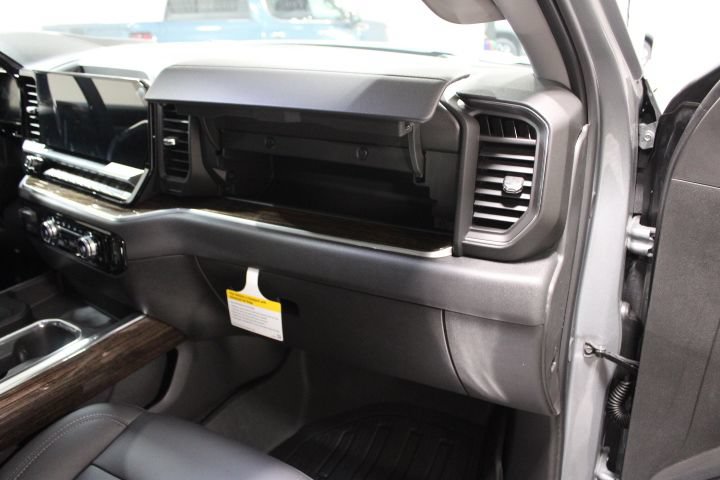 New 2026 GMC Sierra 1500 Elevation w/ Elevation Premium Package AWD/4WD image 29