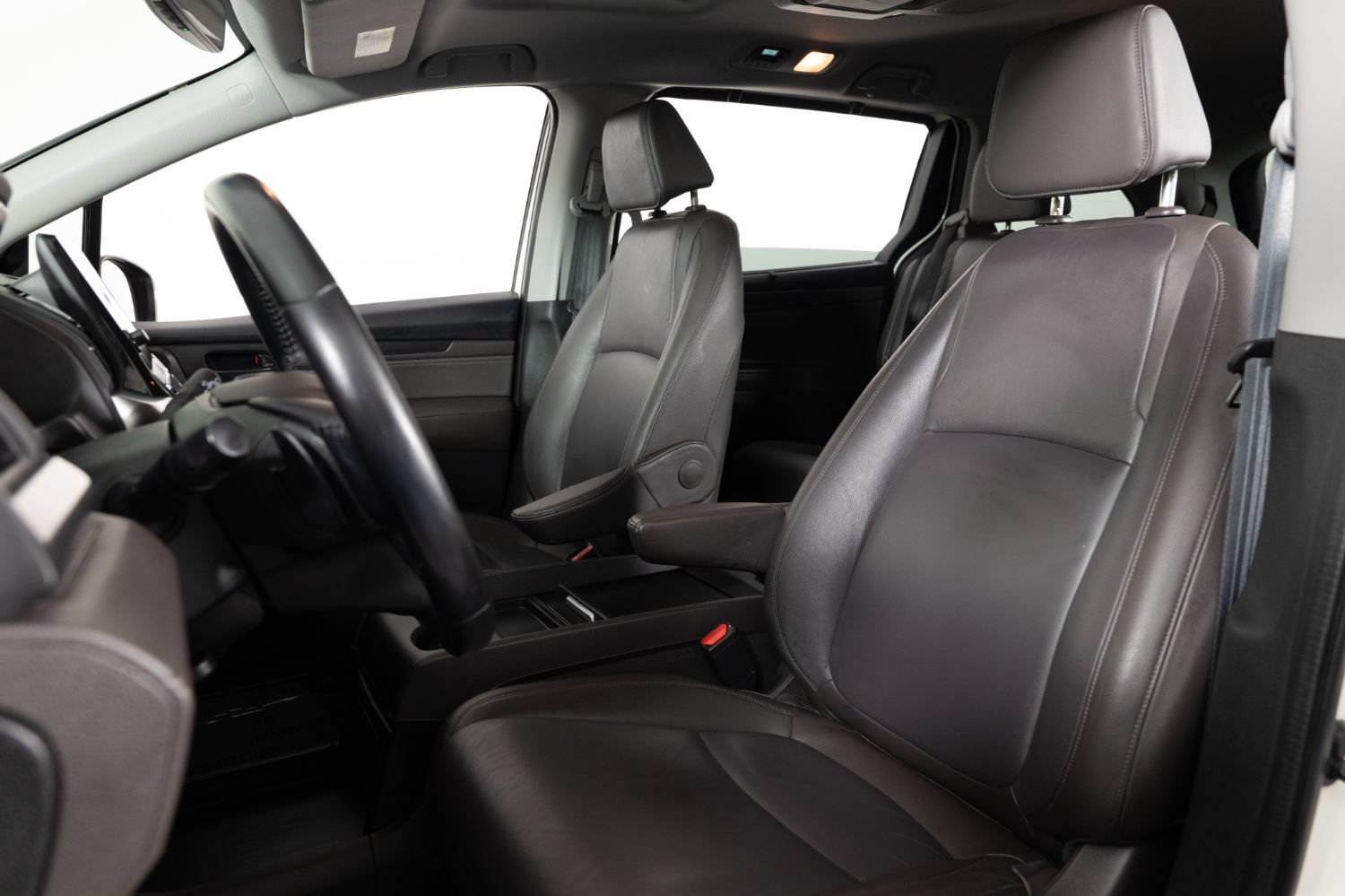 Used 2018 Honda Odyssey Touring image 15
