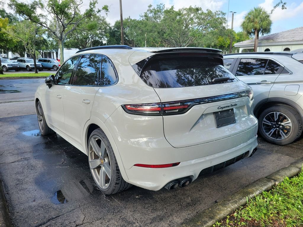 Used 2021 Porsche Cayenne Turbo AWD/4WD image 6