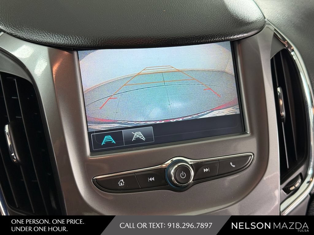 Used 2018 Chevrolet Cruze LT w/ Convenience Package FWD image 32