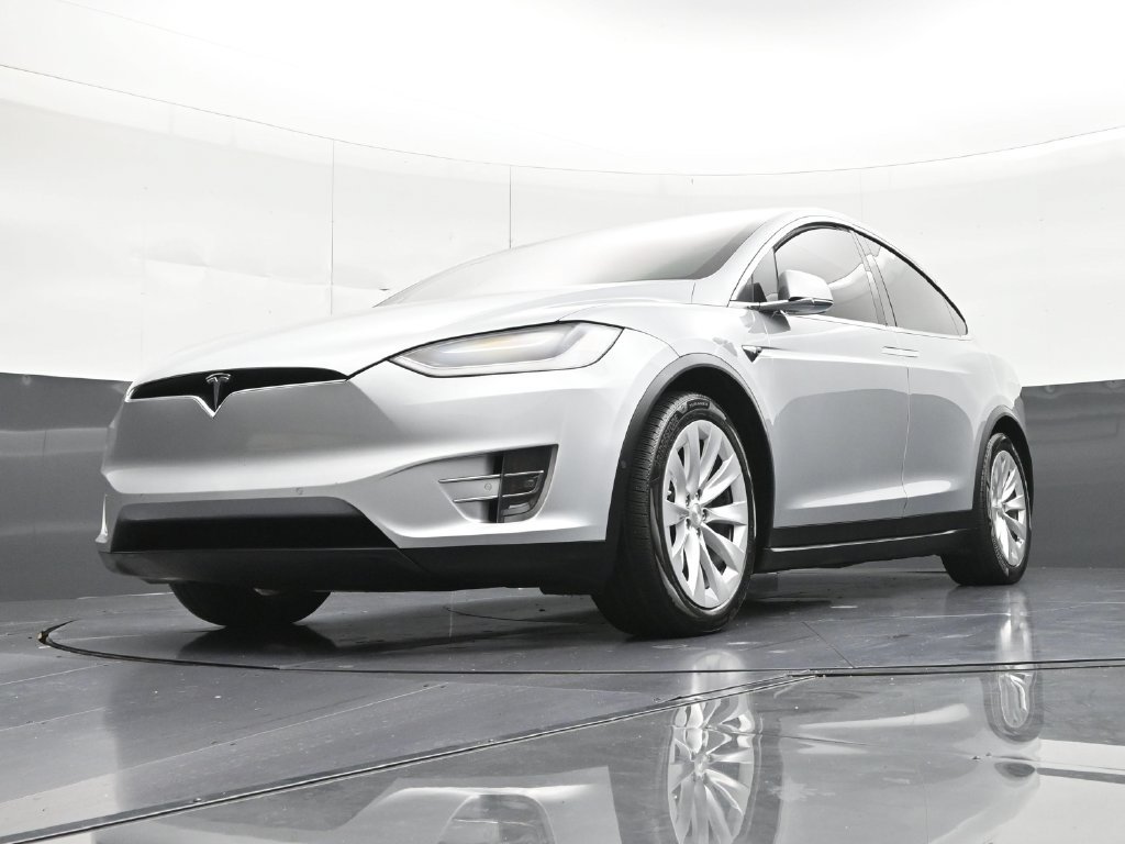 Used 2018 Tesla Model X 100D AWD/4WD image 23