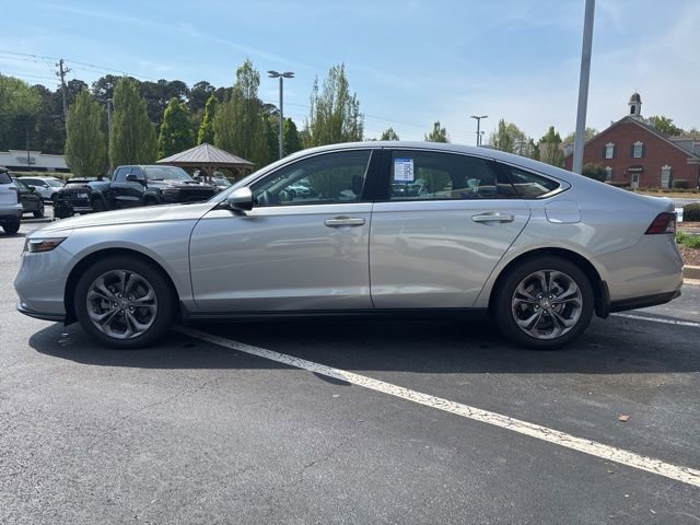 Certified 2024 Honda Accord EX image 9