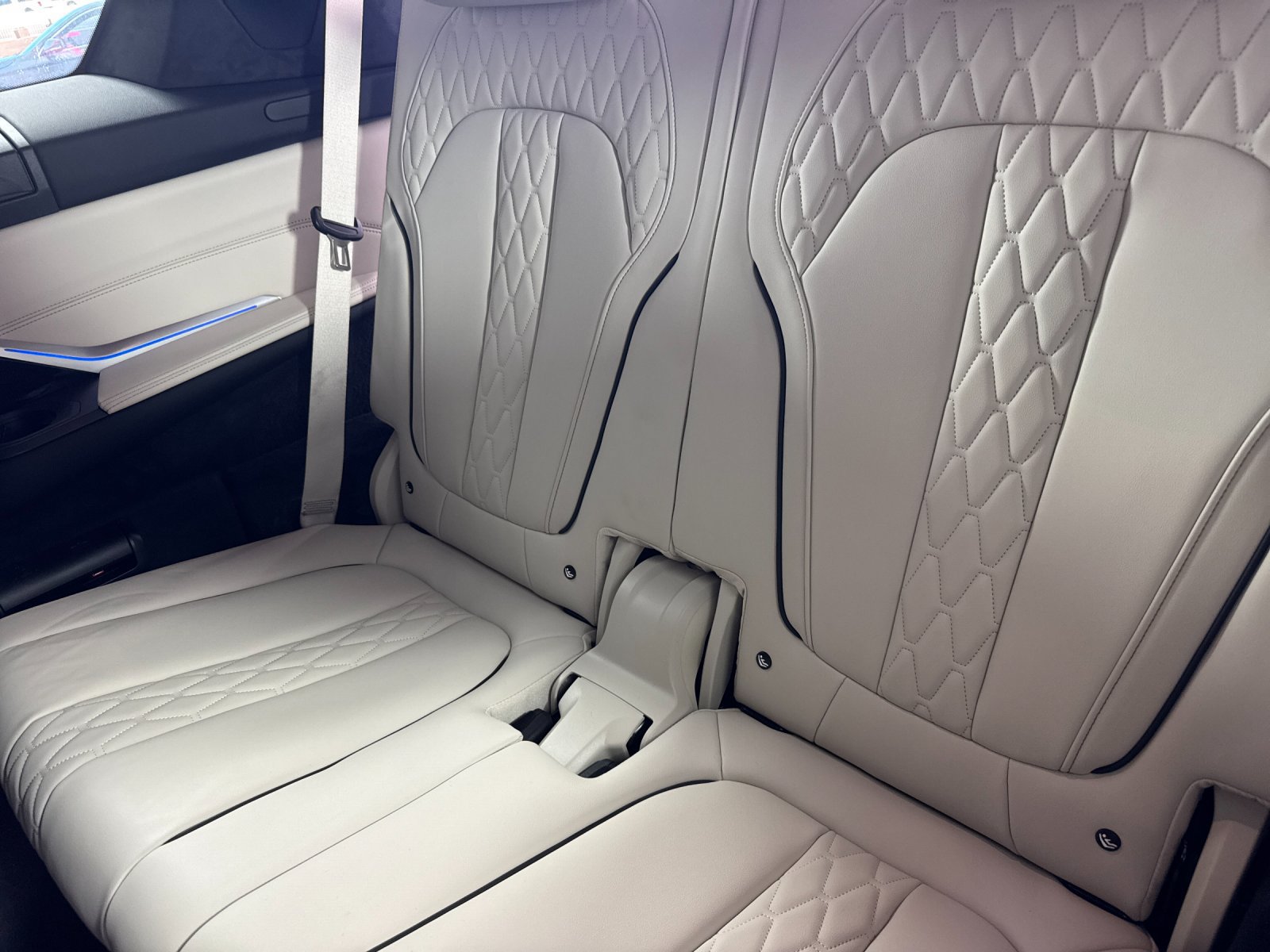 Used 2026 BMW X7 M60i AWD/4WD image 15