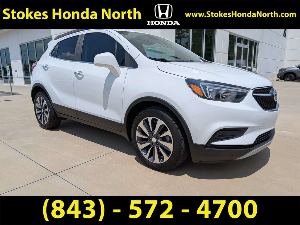 Used 2021 Buick Encore Preferred w/ Safety Package FWD image 2