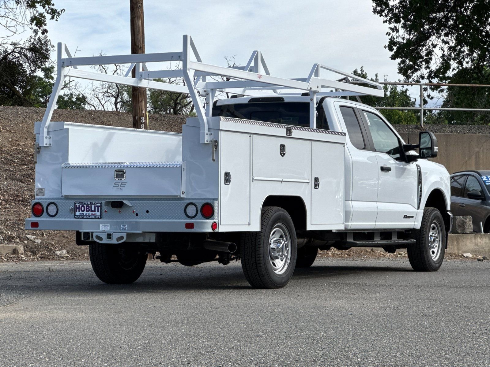 New 2026 Ford F350 XL w/ XL Chrome Package image 3