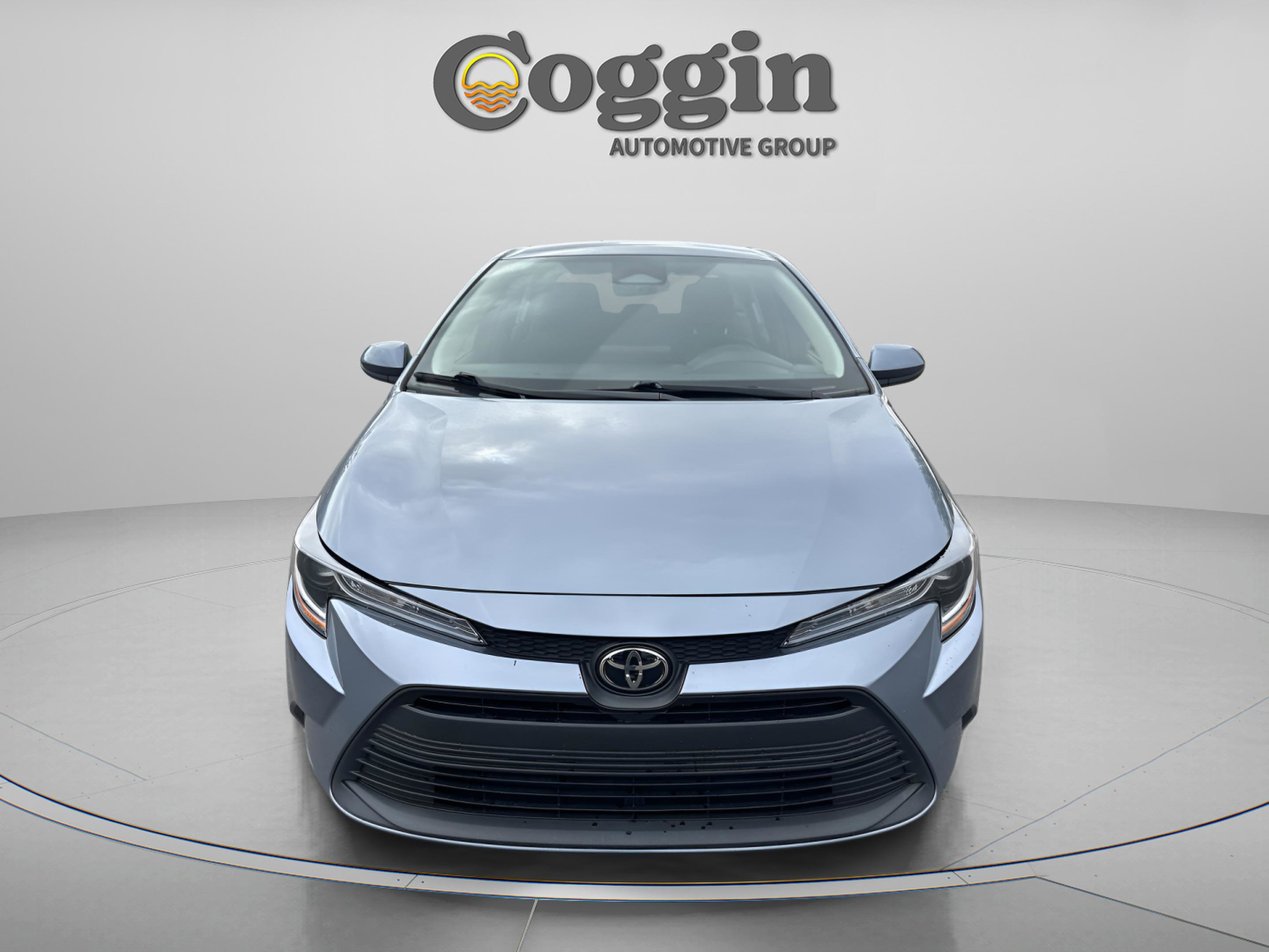 Used 2023 Toyota Corolla LE image 9