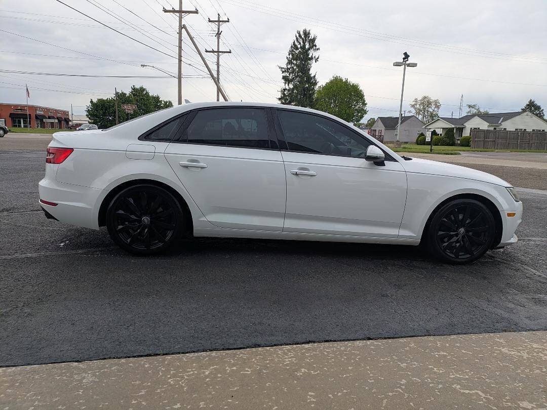 Used 2017 Audi A4 2.0T Ultra Premium w/ Convenience Package FWD image 5