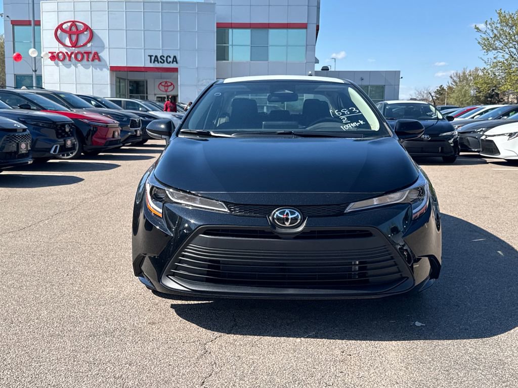 New 2026 Toyota Corolla LE FWD image 2