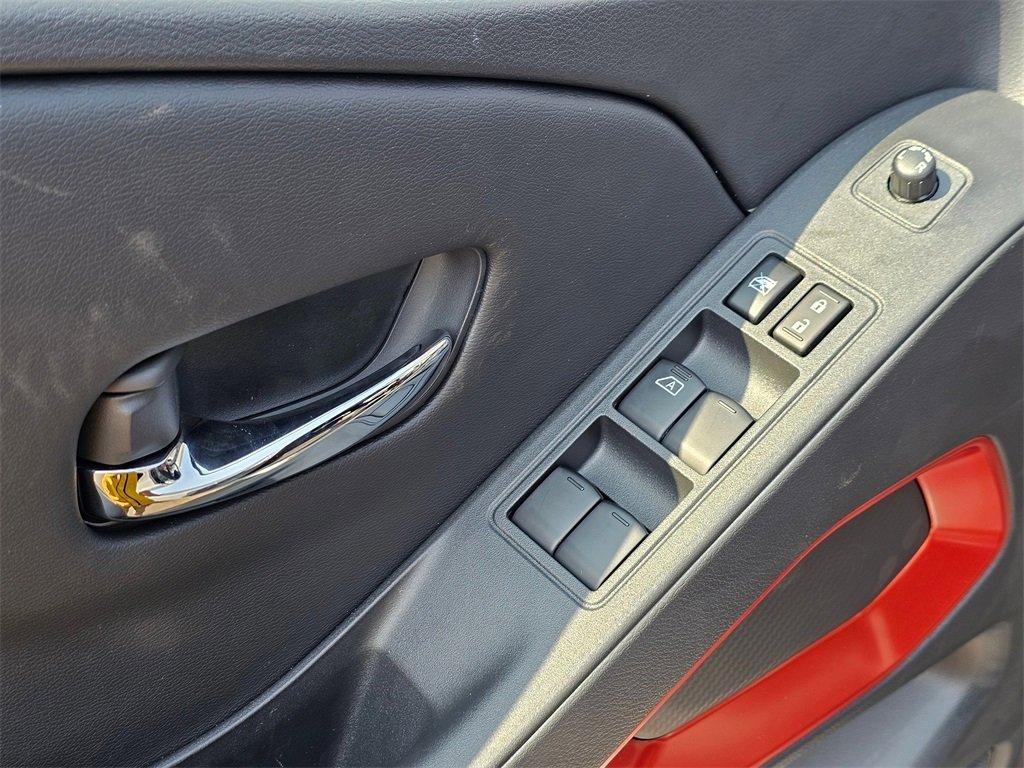 New 2025 Nissan Frontier PRO-4X w/ Interior Protection Package image 29