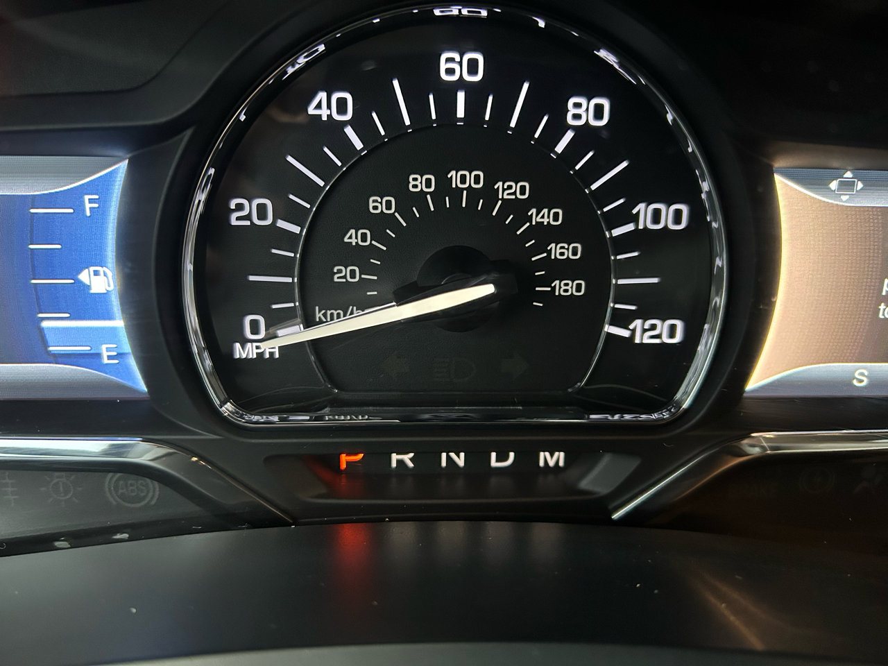 Used 2015 Lincoln Navigator L 4WD image 22