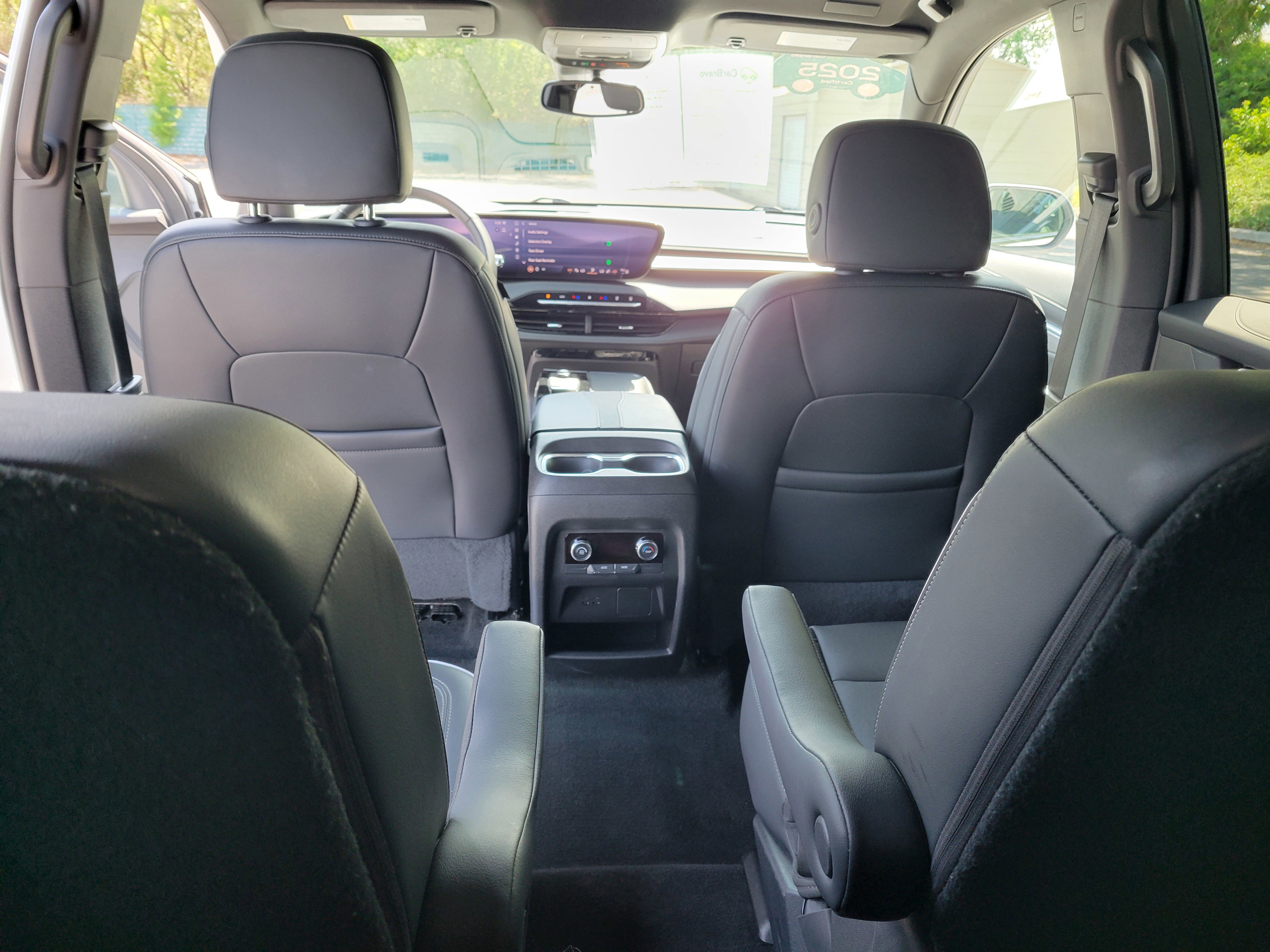 Certified 2025 Buick Enclave Preferred FWD image 12