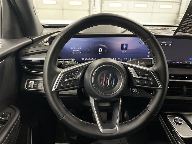 Certified 2025 Buick Enclave Preferred image 35