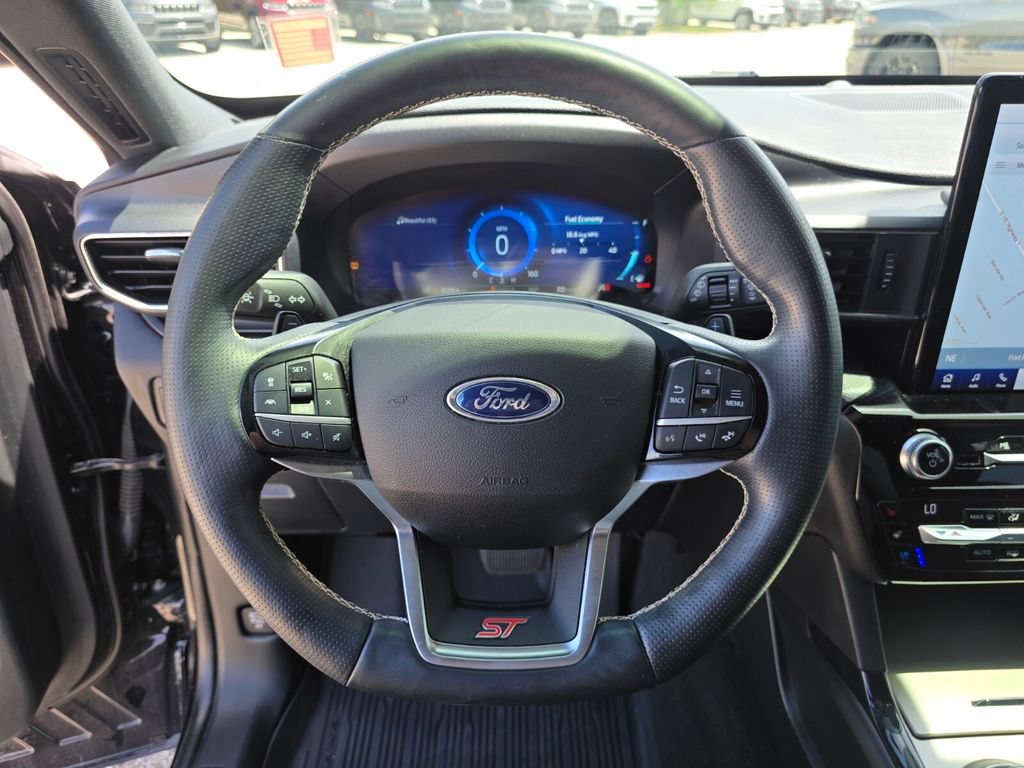 Used 2021 Ford Explorer ST w/ Equipment Group 401A AWD/4WD image 35