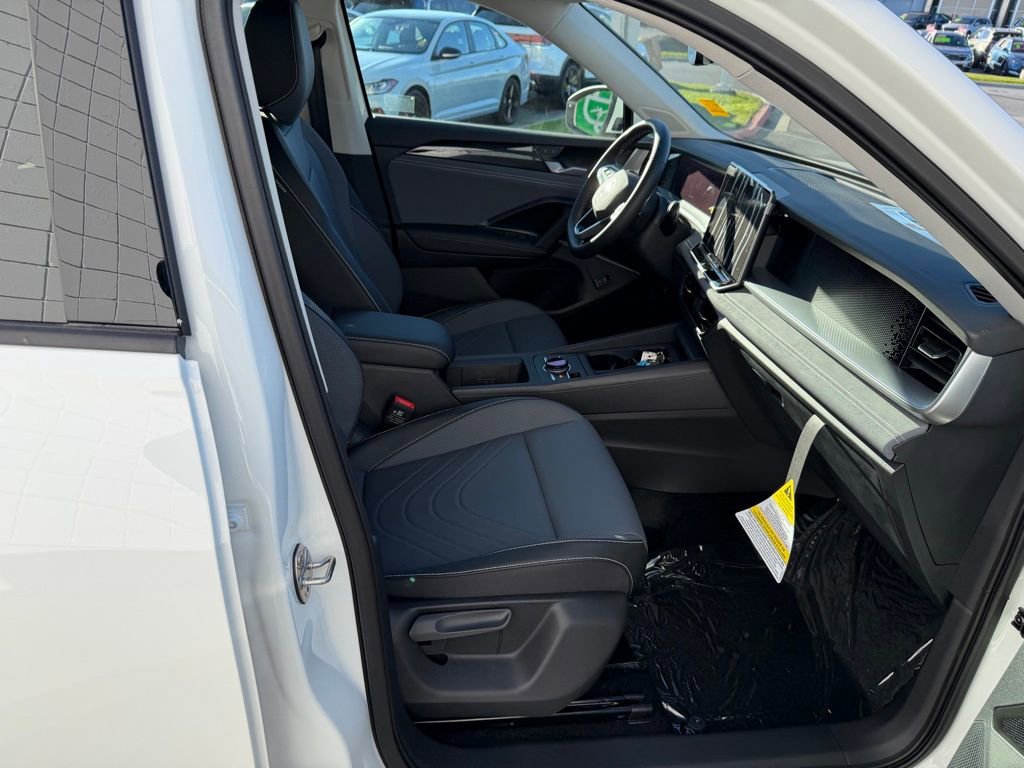 New 2026 Volkswagen Tiguan SE image 20