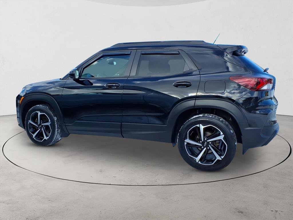 Certified 2021 Chevrolet TrailBlazer RS w/ Sun and Liftgate Package image 8