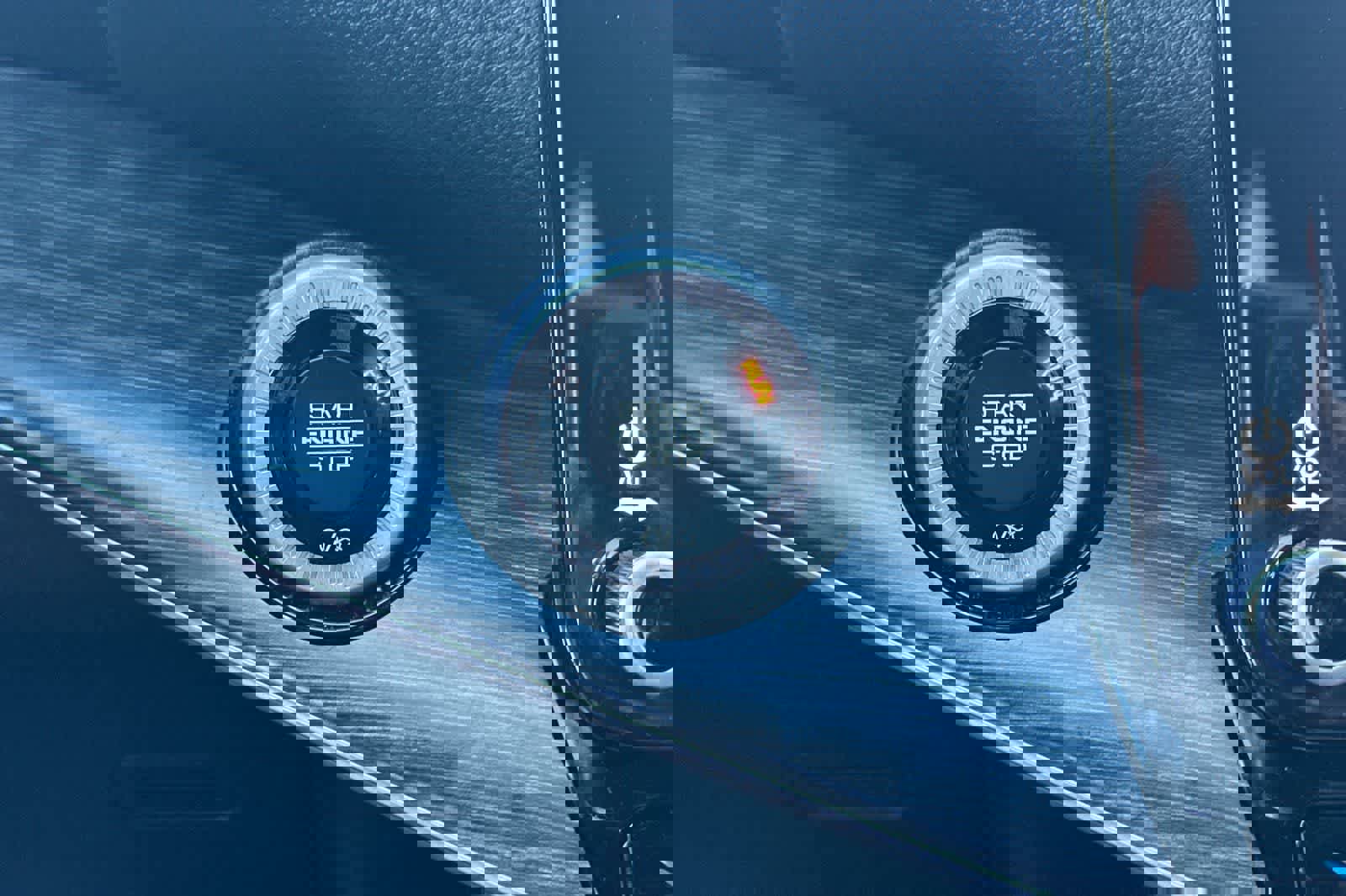 Used 2023 Jeep Wagoneer L Series III w/ Preferred Equipment Group image 26