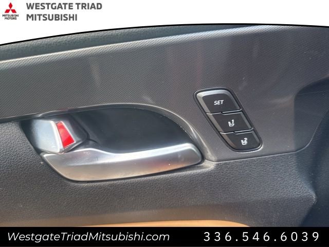 Used 2023 Hyundai Santa Fe Calligraphy image 13