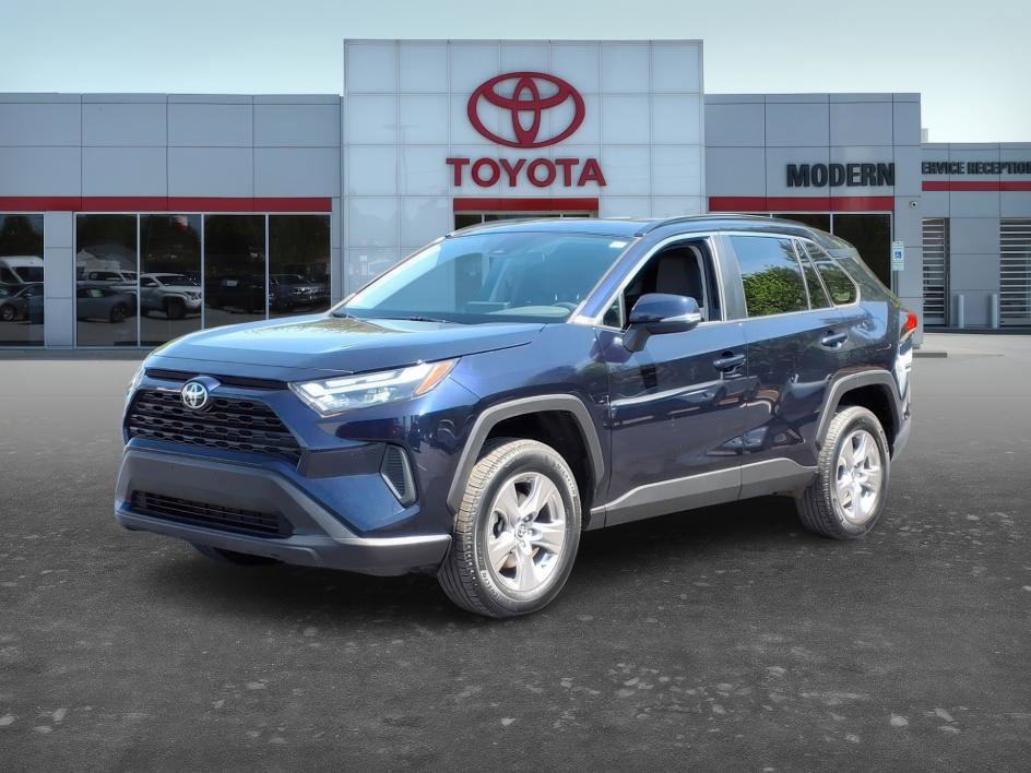 Certified 2022 Toyota RAV4 XLE AWD/4WD image 1