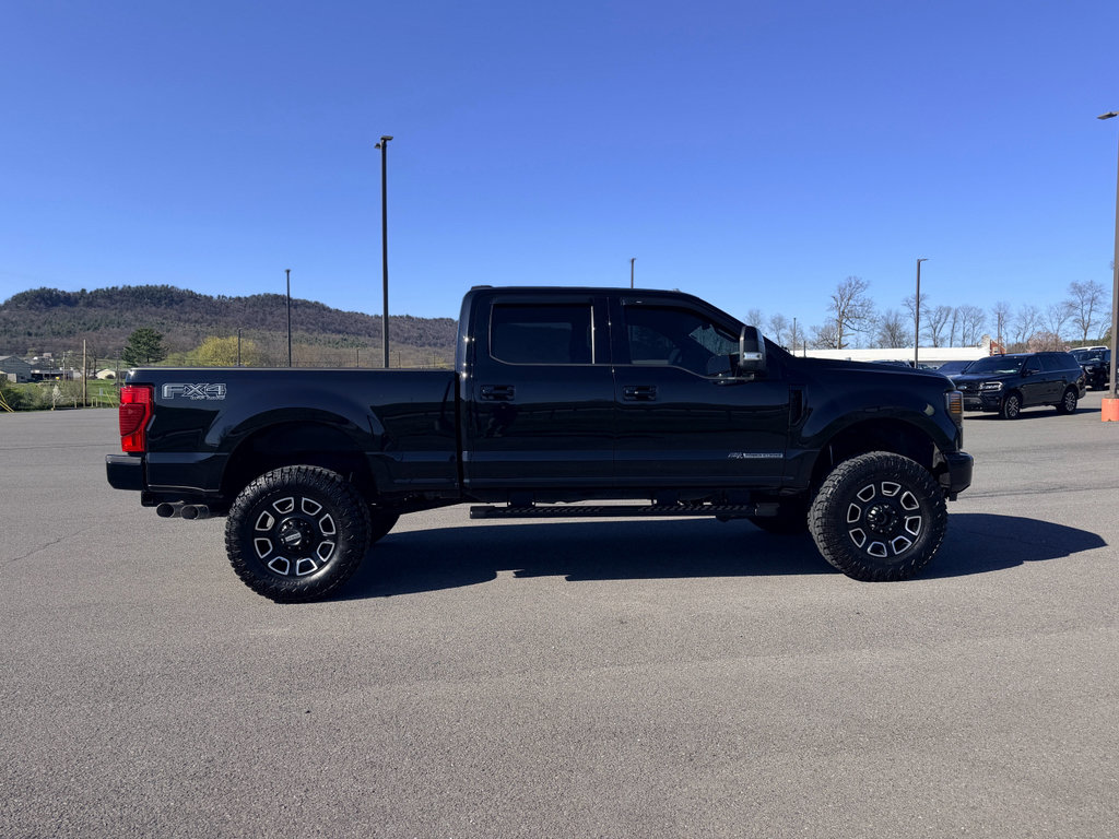 Used 2020 Ford F350 Lariat image 9