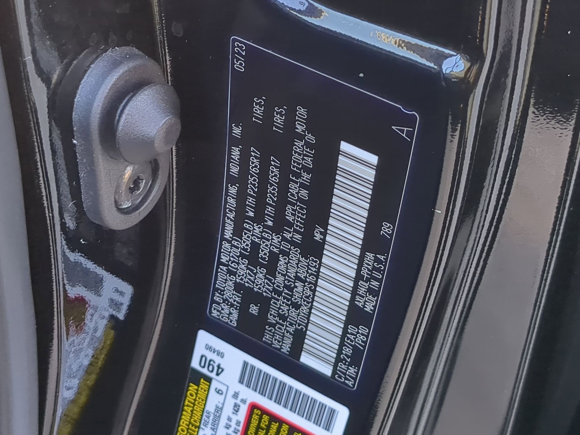 Used 2023 Toyota Sienna XLE image 34