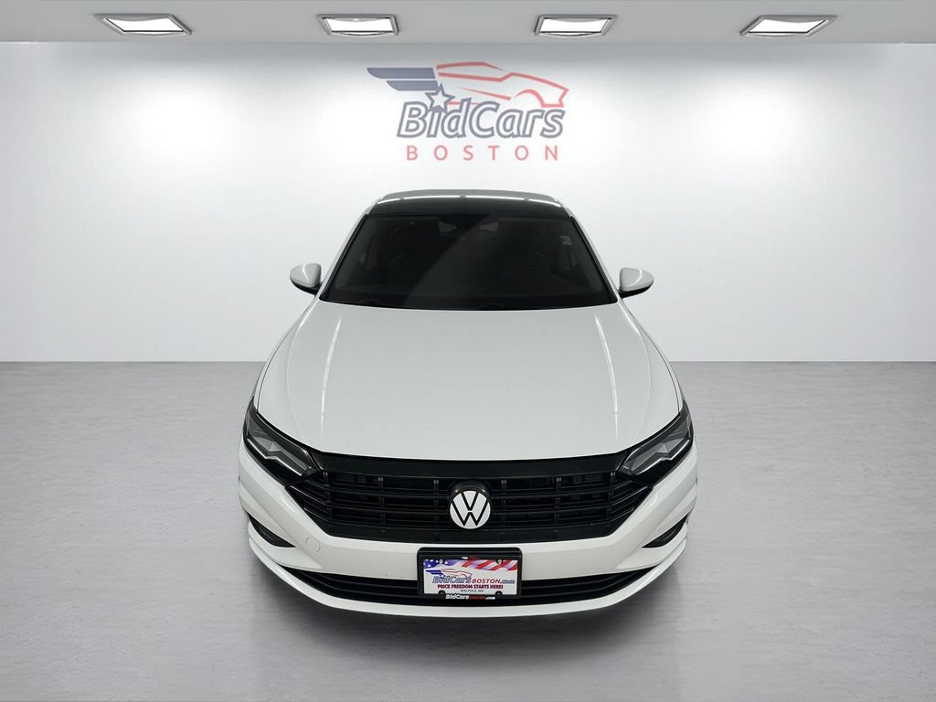 Used 2020 Volkswagen Jetta SE FWD image 2