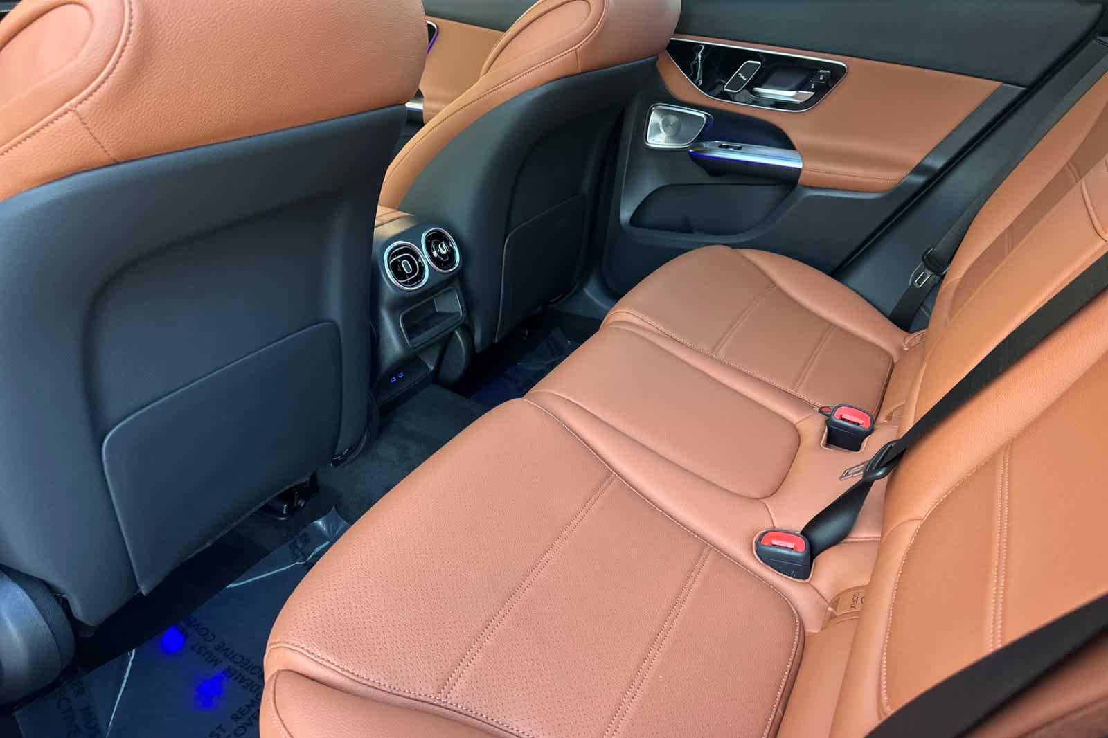 New 2026 Mercedes-Benz GLC 300 4MATIC image 11