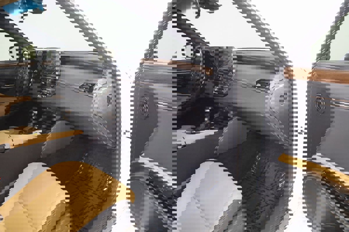 Used 2025 Lexus ES 300h F Sport w/ Accessory Package (Z1) image 43