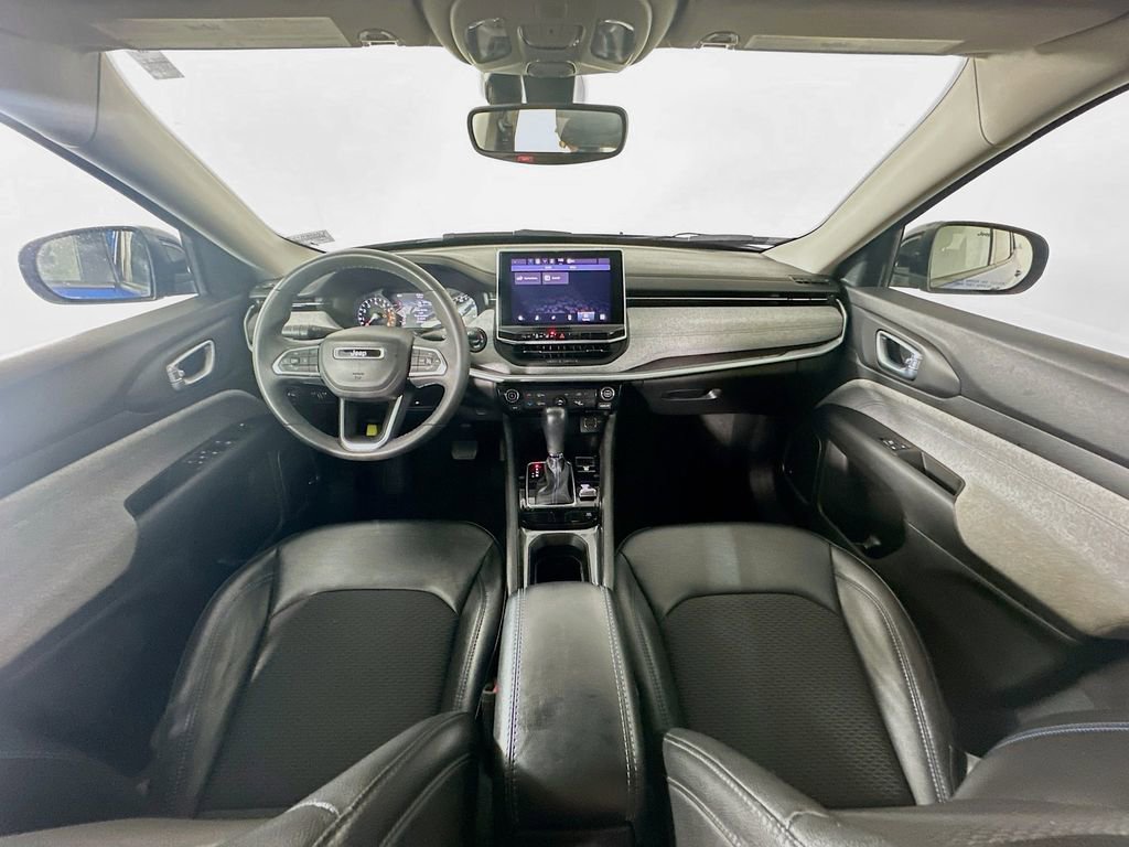 Used 2022 Jeep Compass Latitude w/ Sun and Sound Group image 10