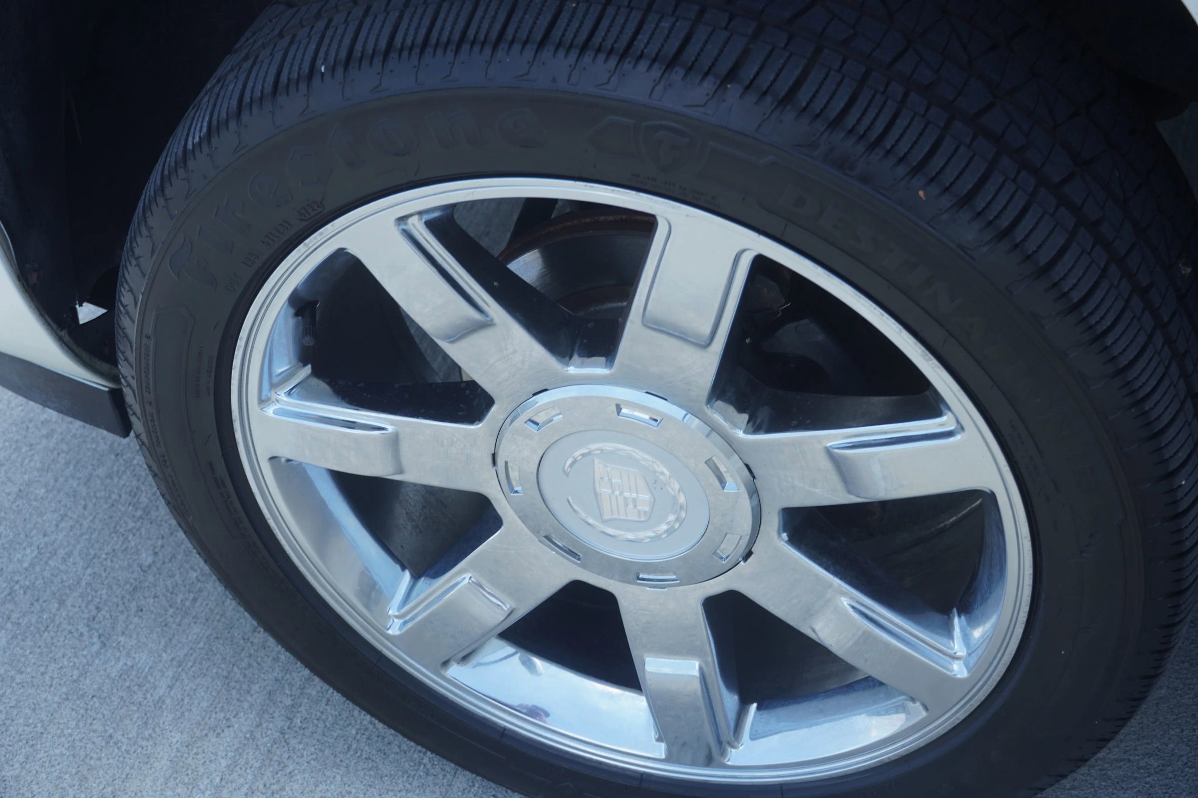 Used 2008 Cadillac Escalade AWD image 27